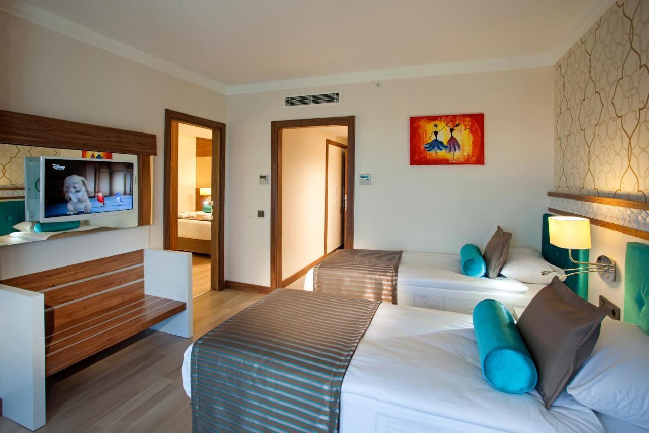 Double Room Pool View
